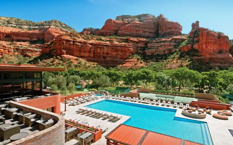 Exclusive Spa Destinations America: An Editorial Guide to Seclusion & Science